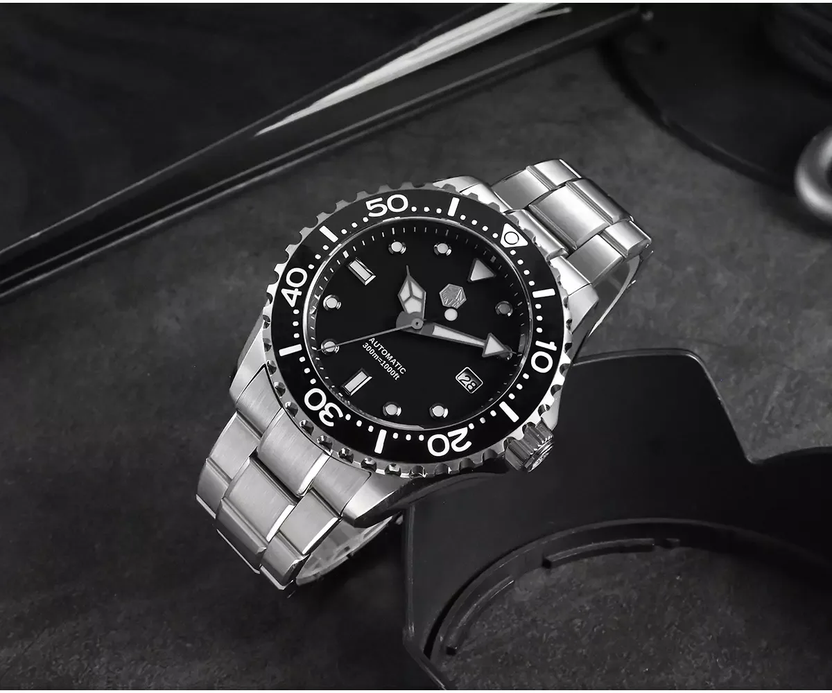 San Martin SN009 GMT watch image 2