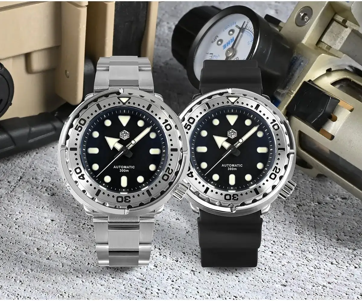 San Martin SN010 diver watch image 2